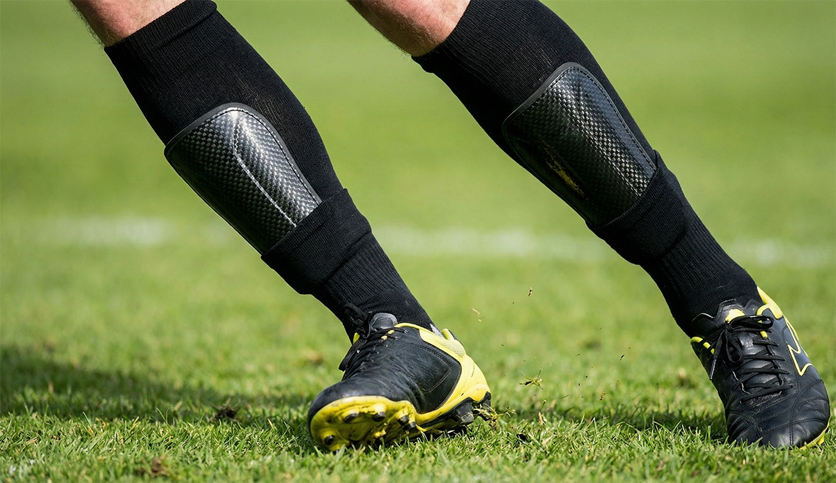 Elite Carbon-Shell Shin Guards